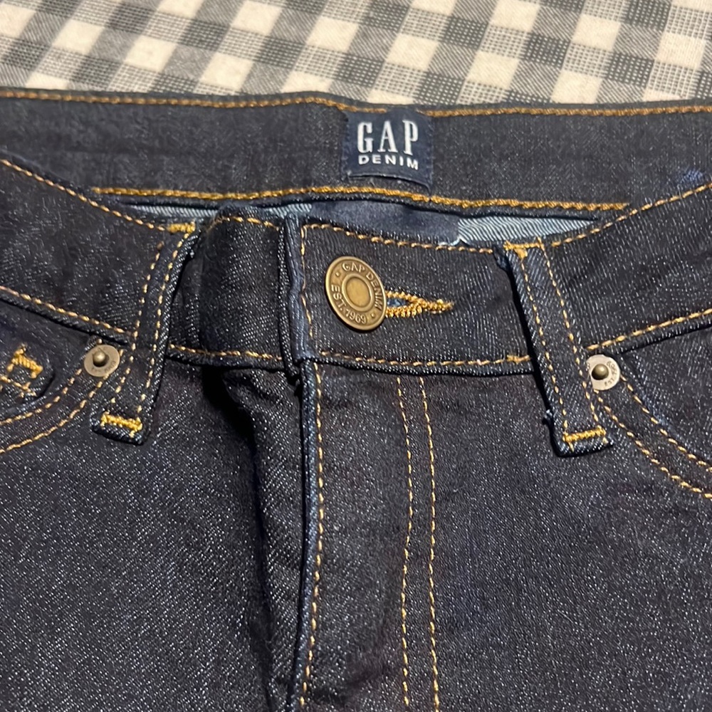 GAP size 14 Super Stretch Skinny Jeans Dark Rinse Blue